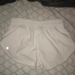 White lululemon shorts